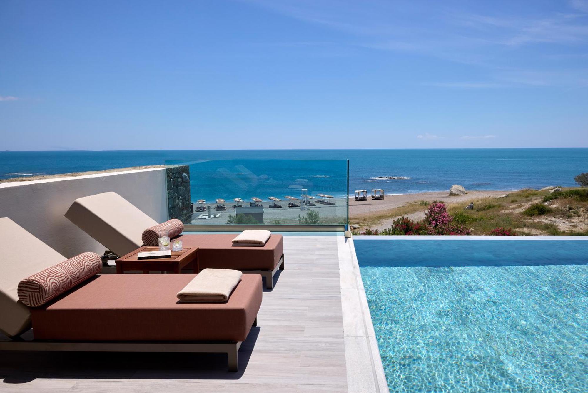 Executive Suite Private Pool